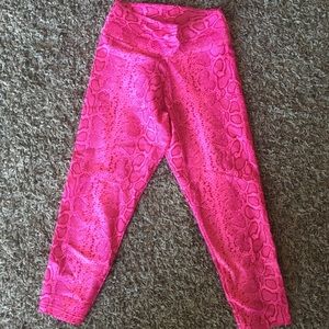 LiquidO yoga/workout capris